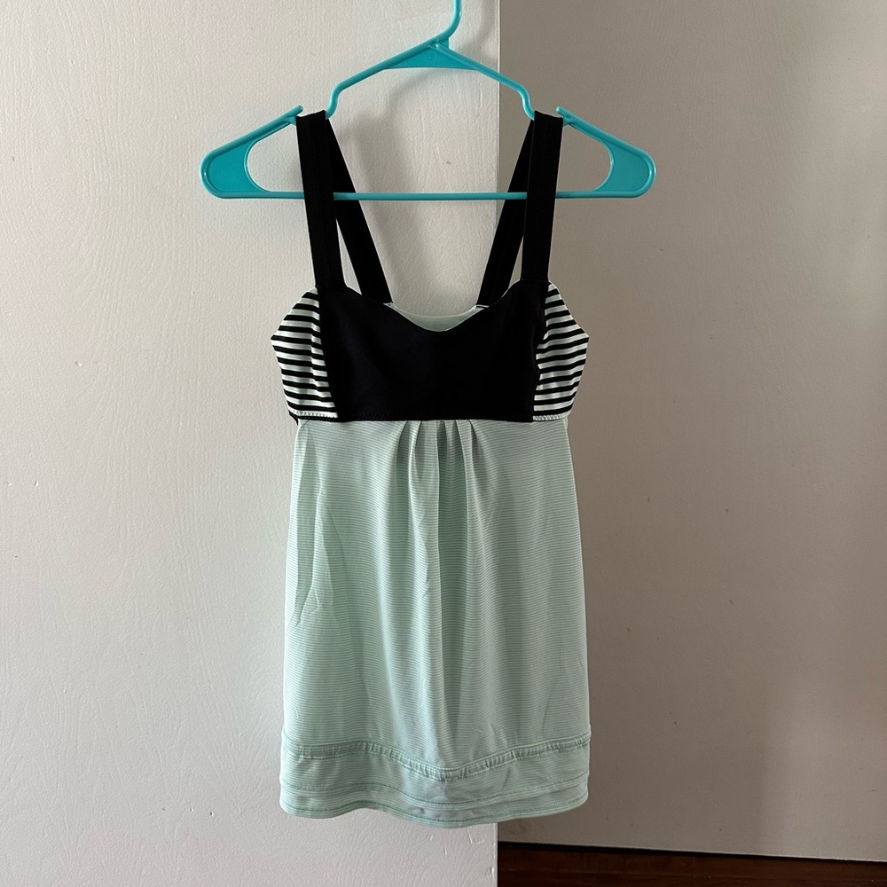 Lululemon mint sports bra tank top